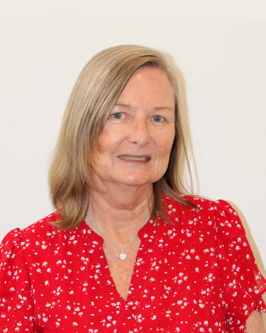 Lynne Eash